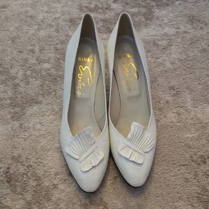 Made In Italy White Heel Ginea Size 7 1/2